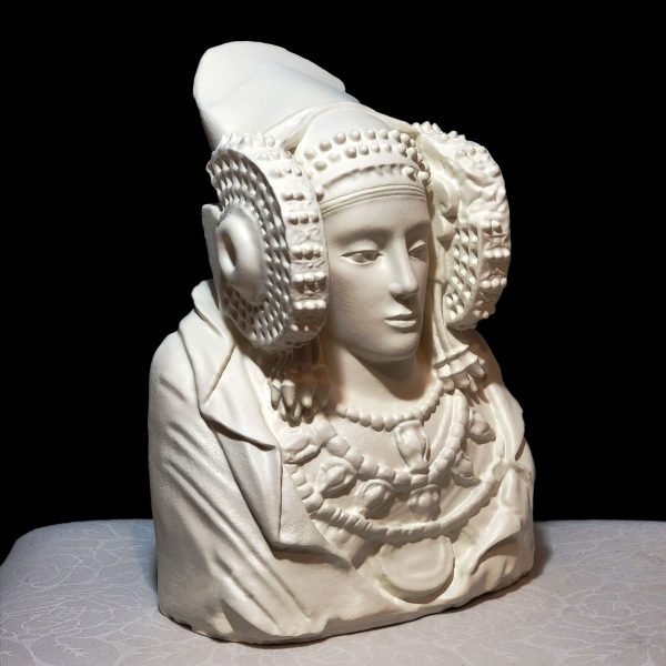 Lady of Elche – Exact Replica of the Iberian Icon – Exclusive Sculpture in High-Quality Resin – Ancient Spain Art – Museum Collectible - Imagen 3